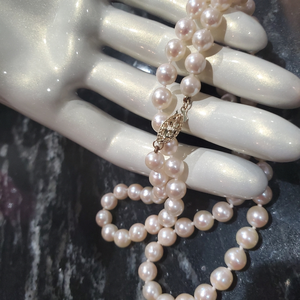 14K CULTURED FRESHWATER PINK PEARLS